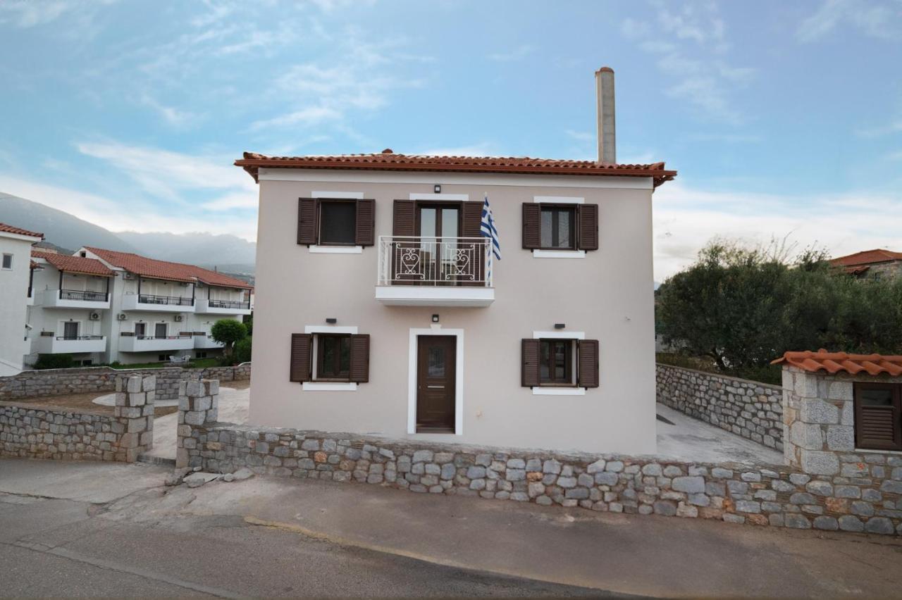 Apartment Harmony - One Bedroom Stoupa