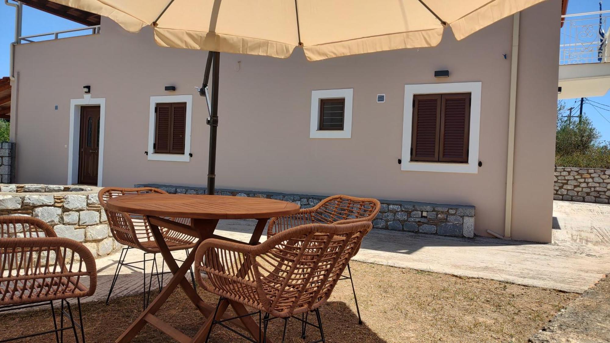 Apartment Harmony - One Bedroom Stoupa